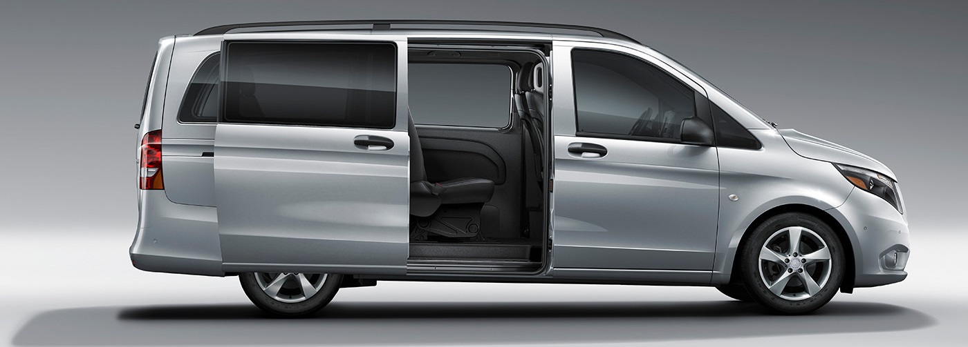 2017 mercedes-benz metris passenger van