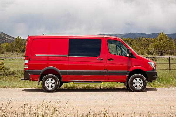 4×4 Cargo Van